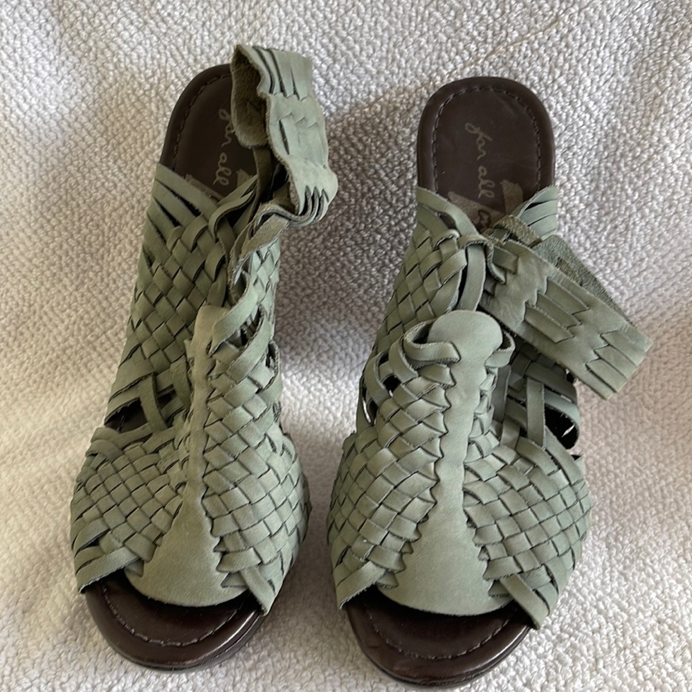7 for all mankind sage green heels